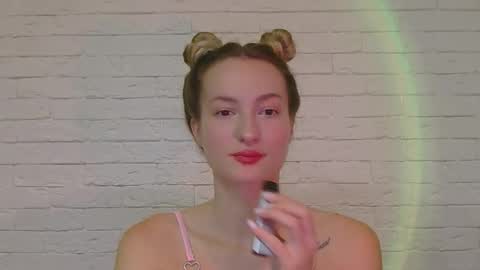 Alice online show from September 23, 2025, 6:00 pm