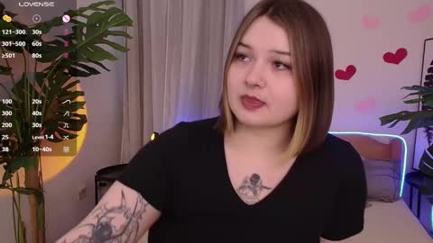 Alice  online show from February 9, 2025, 3:34 pm