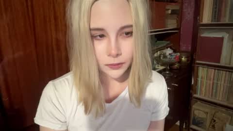 Snapshot of alice_wx chatting on August 9, 2026, 5:18 pm alice_wx online show from August 9, 2026, 5:18 pm