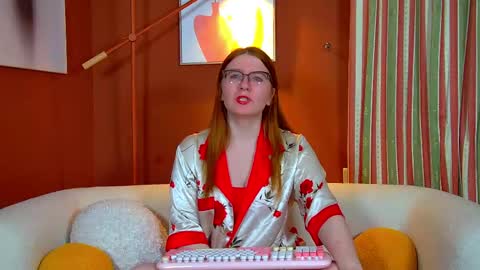 Alice online show from September 15, 2025, 7:36 pm