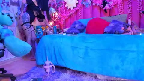     online show from June 8, 2026, 9:48 pm