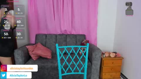 Snapshot of alicebigboobsxxx chatting on February 27, 2025, 9:47 pm Juli online show from February 27, 2025, 9:47 pm