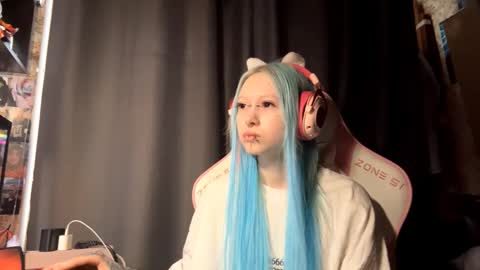 Lina online show from February 10, 2026, 10:30 am