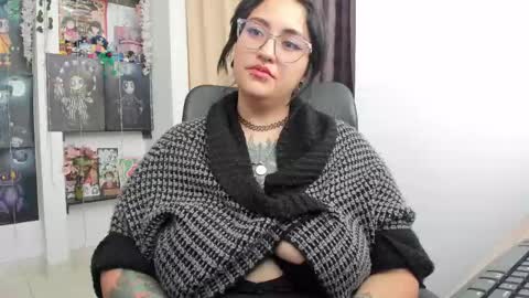 Alice Brinck online show from March 11, 2025, 6:08 pm