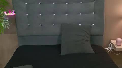 Snapshot of alicecamxxx chatting on October 13, 2025, 3:28 am alicecamxxx online show from October 13, 2025, 3:28 am