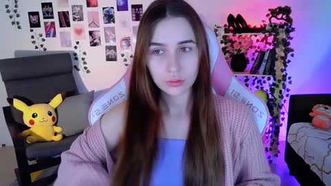 alicecharmy online show from December 9, 2024, 9:49 am