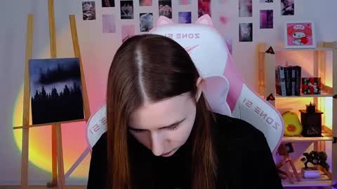 alicecharmy online show from January 6, 2025, 12:24 pm