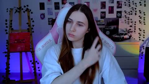 alicecharmy online show from October 18, 2025, 5:32 am