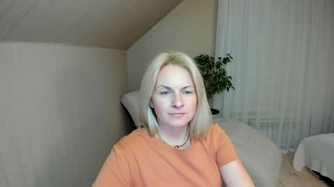 Alicee online show from January 16, 2025, 3:13 pm