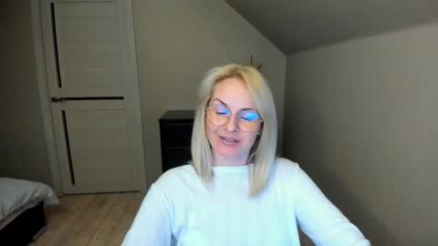 Alicee online show from February 23, 2025, 9:05 pm