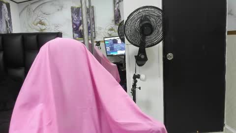 alicee online show from June 18, 2026, 7:51 pm