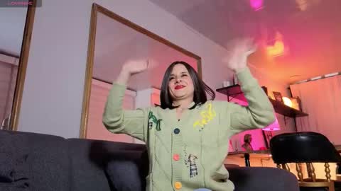 Snapshot of alicee_milf_ chatting on September 11, 2025, 11:10 am Aleja online show from September 11, 2025, 11:10 am