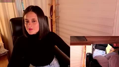 Snapshot of alicee_milf_ chatting on November 10, 2025, 10:58 am Aleja online show from November 10, 2025, 10:58 am