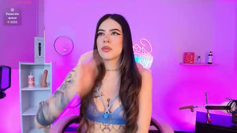 Alice online show from October 20, 2025, 12:27 pm