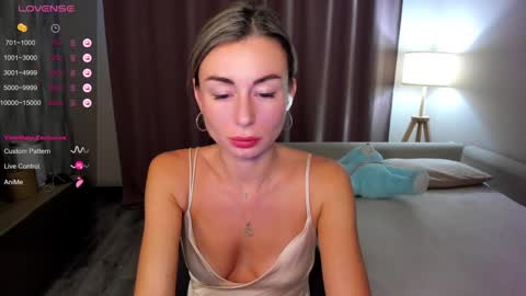 Daniella online show from December 6, 2024, 9:43 am