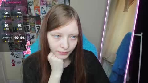 Alie online show from November 25, 2025, 7:19 am