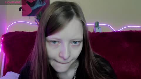 Alie online show from December 2, 2025, 6:19 am