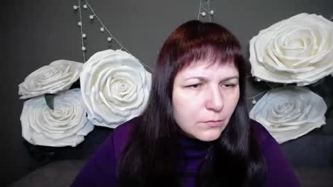 AliceInks online show from November 9, 2025, 7:17 am