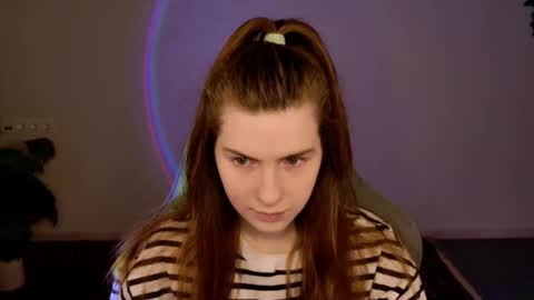 Alice online show from December 18, 2025, 5:13 am