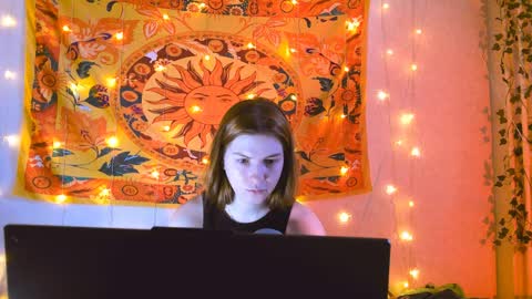 Alice online show from April 9, 2026, 5:18 am