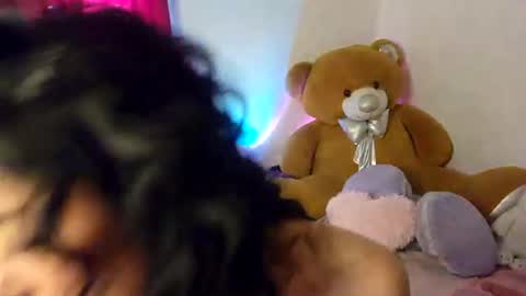 Snapshot of alicekingdom chatting on June 20, 2026, 7:05 pm Alicekingdom online show from June 20, 2026, 7:05 pm