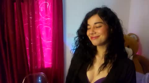 Alicekingdom online show from June 25, 2026, 8:02 pm