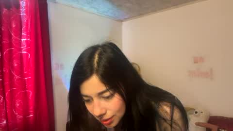 Alicekingdom online show from August 5, 2026, 8:44 pm