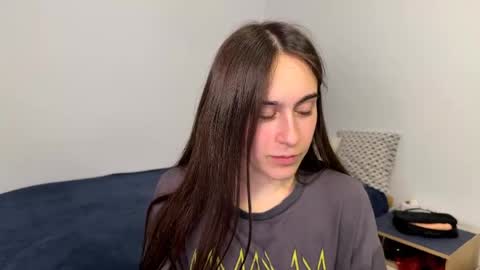 alicekollt online show from May 21, 2026, 7:32 pm