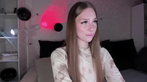 Alice online show from November 2, 2025, 4:15 am