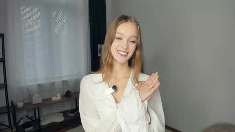 Serena online show from October 7, 2025, 8:11 am