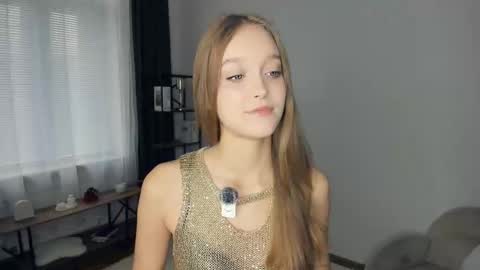 Serena online show from October 20, 2025, 8:04 am