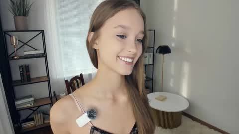 Serena online show from November 8, 2025, 8:03 am