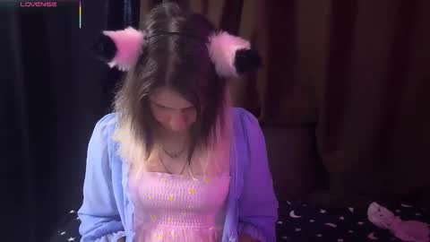 AlicePinkhead online show from September 16, 2025, 11:33 am