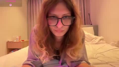 AlicePinkhead online show from July 9, 2026, 9:46 am