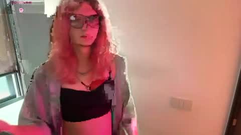 AlicePinkhead online show from July 23, 2026, 10:46 am