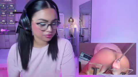 Snapshot of aliceroys chatting on May 18, 2026, 8:58 pm Alice online show from May 18, 2026, 8:58 pm