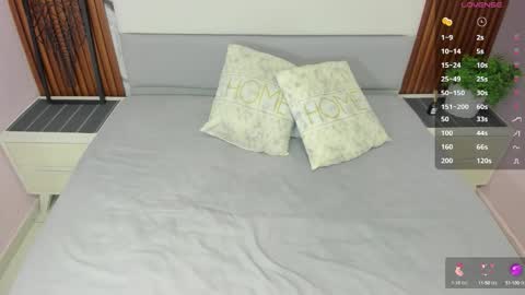          online show from September 12, 2025, 2:39 pm