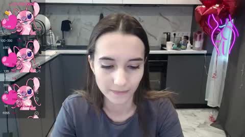 Alice online show from November 27, 2025, 11:45 am