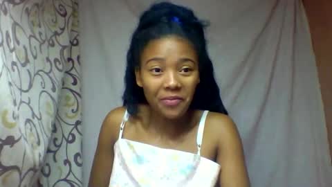 alicia9794 online show from June 6, 2026, 10:25 pm