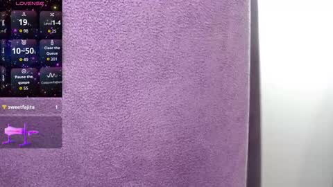 alicia beggs online show from October 23, 2025, 9:41 am