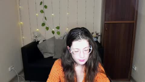 Alicia online show from January 26, 2025, 3:36 pm