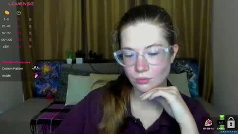 Alicia online show from October 14, 2025, 5:25 pm