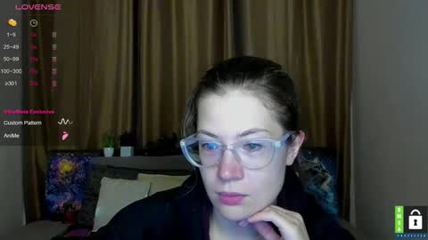 Alicia online show from October 17, 2025, 11:24 am