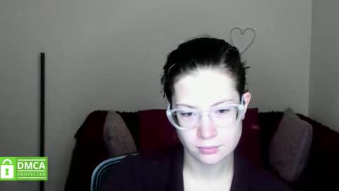Alicia online show from October 18, 2025, 11:33 am