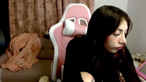 ALICIA  online show from December 16, 2024, 4:34 am