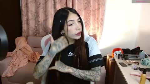 ALICIA  online show from September 17, 2025, 3:19 am