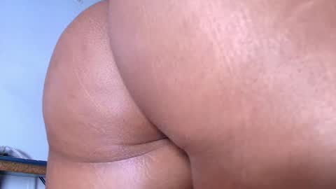 Snapshot of alicia_kyse chatting on January 15, 2025, 9:02 am Alicia Kyse online show from January 15, 2025, 9:02 am