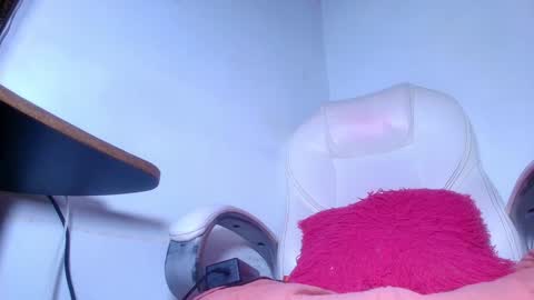 Snapshot of alicia_kyse chatting on January 18, 2025, 3:09 am Alicia Kyse online show from January 18, 2025, 3:09 am