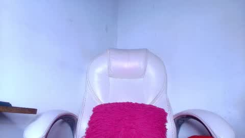 Snapshot of alicia_kyse chatting on March 11, 2025, 3:05 am Alicia Kyse online show from March 11, 2025, 3:05 am