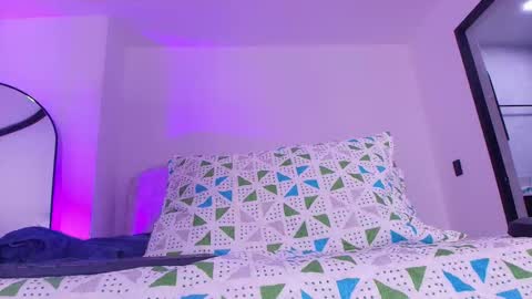 Snapshot of alicia_kyse chatting on November 14, 2025, 3:05 am Alicia Kyse online show from November 14, 2025, 3:05 am